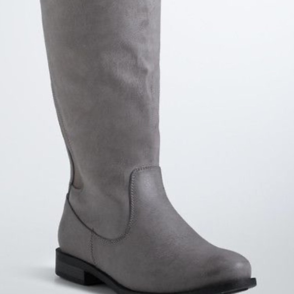 Torrid equestrian style grey back zip boots. Size 9w - Picture 2 of 2